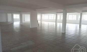 Imagem 3: Prédio Comercial para Locação em São José, Barreiros, 12 banheiros, 11 vagas