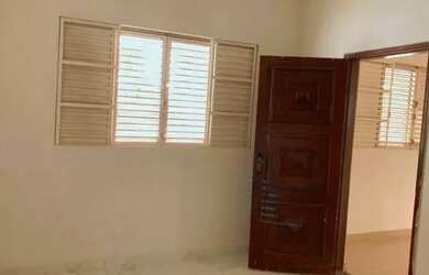 Imagem 6: Excelente casa com piscina