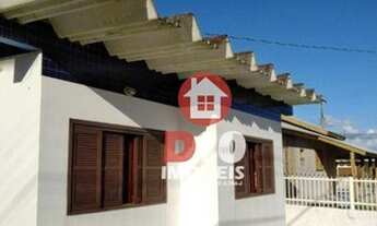 Imagem 2: Casa com 2 dormitórios à venda em Balneário Arroio do Silva-SC