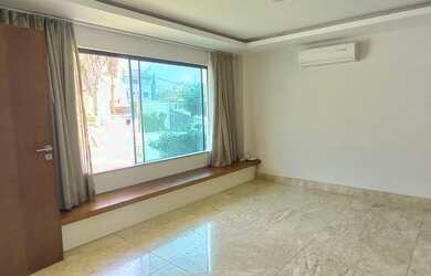 Imagem 5: Casa em condomínio com 300m/2 em Macaé - RJ