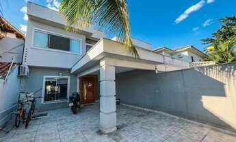 Imagem 2: Casa para venda com 180 metros quadrados com 4 quartos em Piratininga - Niterói - RJ