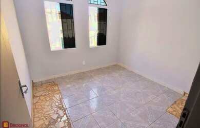 Imagem 4: Casa de 3 quartos para alugar no bairro Capoeiras