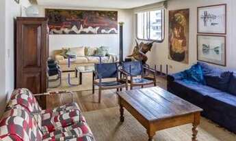 Imagem 3: Apartamento de 210m² a Venda em Moema Com 3 Dormitorios, Sendo 1 Suítes e 4 Vagas