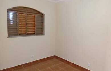 Imagem 4: ALUGO OTIMA CASA 3 DORMITORIOS IGUATEMI