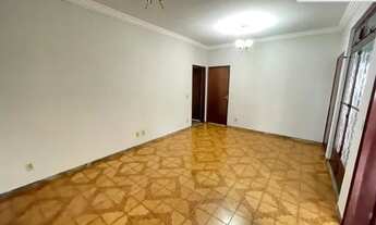 Imagem 3: Casa para Alugar com 04 quartos c/02 suítes em Itapuã