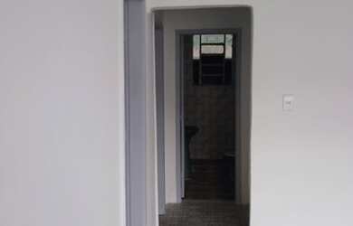 Imagem 3: Casa para aluguel possui 65 metros quadrados com 2 quartos em Bento Ribeiro - Rio de Janei