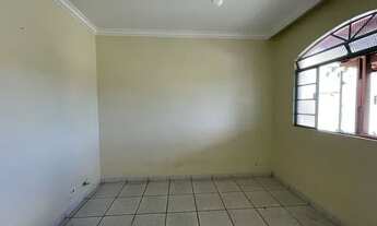 Imagem 2: Casa com 3 dormitórios para alugar, 170 m² por R$ 1.550/mês - São Marcos - Belo Horizonte