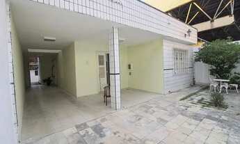 Imagem 2: IMPERDÍVEL! Excelente casa comercial com 3 suítes sendo 1 reversível, sala de estar, sala