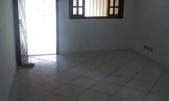 Imagem 6: Sobrado com área total 160 m2 2 dormitórios, sala, cozinha, quintal com churrasqueira, 1