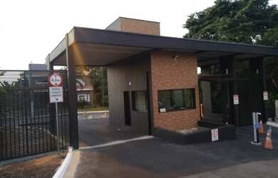 Imagem 2: CASA TÉRREA EM VINHEDO-SP (03 DORMITÓRIOS 02/ SUÍTES) ACEITA FINANCIAMENTO BANCÁRIO DOCU