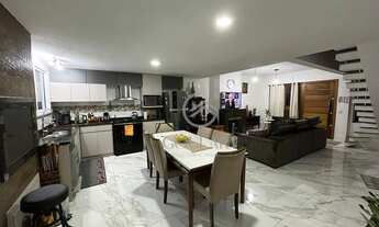 Imagem: Lindo sobrado na Colina do Sol