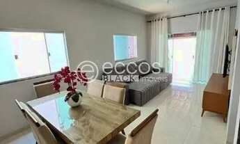 Imagem 6: Casa à venda, 4 quartos, 2 suítes, 2 vagas, Granada - Uberlândia/MG