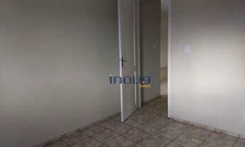 Imagem 5: Apartamento com 2 dormitórios para alugar, 73 m² por R$ 913,00/mês - Montese - Fortaleza/C