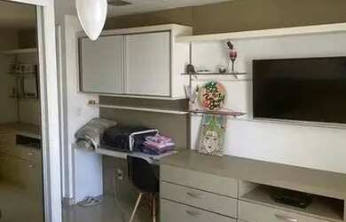 Imagem 7: Casa de condomínio para venda tem 400 metros quadrados com 4 quartos