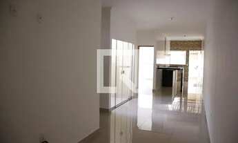 Imagem: Casa para Aluguel - Laranjeiras, 2 Quartos