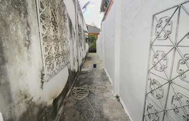 Imagem 7: IMPERDÍVEL! Excelente casa comercial com 3 suítes sendo 1 reversível, sala de estar, sala