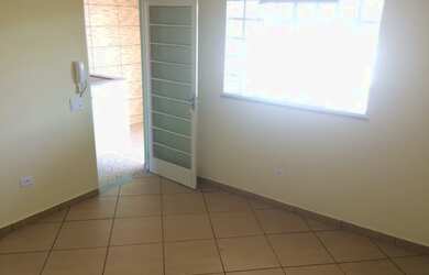 Imagem 4: Casa de vila para aluguel possui 48 metros quadrados com 2 quartos