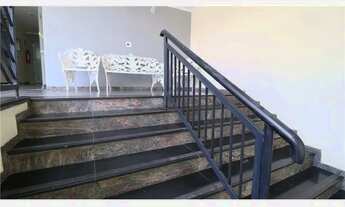 Imagem 2: Apartamento com muita iluminação natural