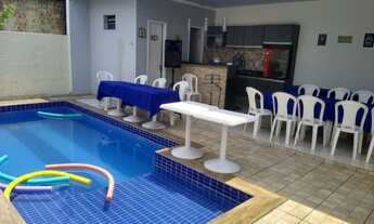 Imagem: Linda Casa com piscina em condomínio fechado