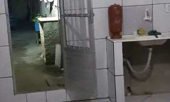 Imagem 1: Barracão Casa com 2 dormitórios