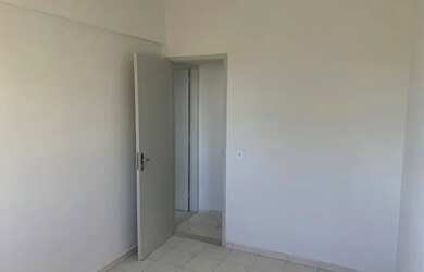 Imagem 5: Apartamento 2 quartos com dependência