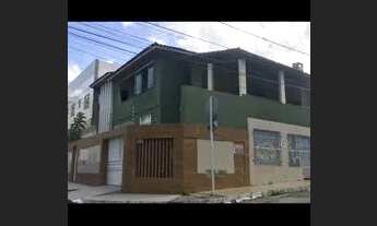 Imagem 3: Casa próximo ao colégio Santa Chiara