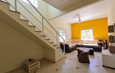 Imagem 7: Casa para venda tem 300 metros quadrados com 5 quartos em Leigos - Saquarema - RJ