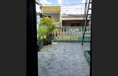 Imagem 4: DE QUEIROZ. CASA COM ESPAÇO ACONCHEGANTE EM BAIRRO TRANQUILO!