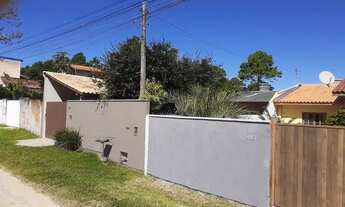 Imagem 7: Casa sozinha no pátio