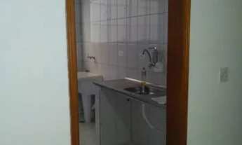 Imagem 2: Apto térreo , cond Flávia Fernanda, 2 dorms , 1 vaga , armário quarto