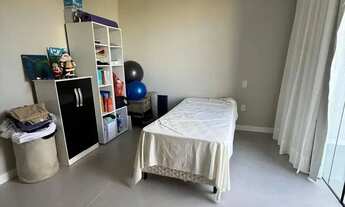 Imagem 5: Imóvel para venda possui 240 metros quadrados com 4 quartos em Alphaville (Abrantes) - Cam