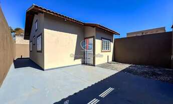 Imagem: Casa Nova no Bairro Pedra Branca, Ribeirão