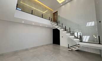 Imagem 3: Sobrado novo com 3 suítes e piscina no Jardim Atlântico! Casa de Rua com 3 Quarto(s) e 5 b