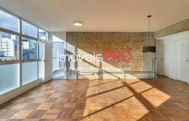 Imagem 4: Higienópolis, 2 dormitórios, 1 suíte, 1 vaga, totalmente reformado