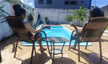 Imagem 5: RÉVEILLON no melhor do litoral sul *Massagueira por trás da carajás