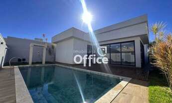 Imagem 2: Sobrado com 3 dormitórios à venda, 373 m² por R$ 2.500.000,00 - Residencial Anaville - Aná