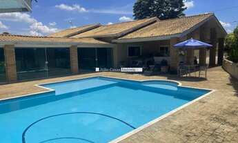 Imagem: Casa a venda com 3 quartos no Condomínio