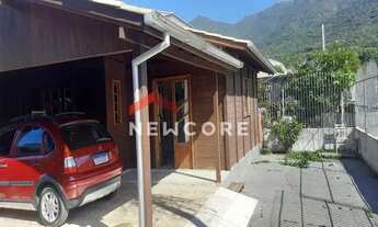Imagem 4: Casa em Rua Antonieta Corrêa - Praia de Fora - Palhoça/SC