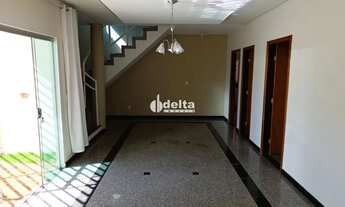 Imagem: Casa residencial com 5 quartos sendo 2 suítes