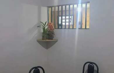 Imagem 4: CASA SETOR UNIÃO FRENTE PRAÇA 3 QUARTOS SENDO 1 SUÍTE PARTE ALTA DO SETOR OPORTUNIDADE