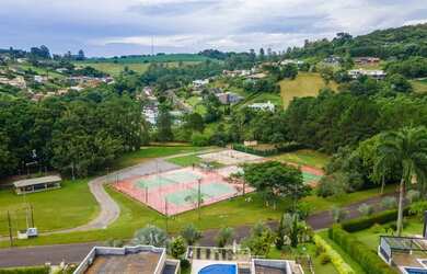 Imagem 2: Casa no condomínio Condominio Jardim das Palmeiras para venda com 5 quartos, sendo 5 suíte