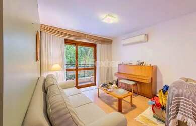 Imagem 2: Imóvel para venda possui 126 metros quadrados com 3 quartos em Petrópolis - Porto Alegre