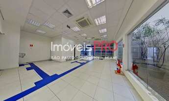 Imagem 4: Oportunidade Única: Prédio Comercial em Moema com Zoneamento ZEU