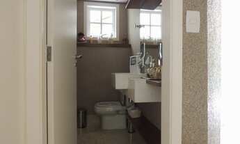 Imagem 3: Casa para venda tem 325 metros quadrados com 4 quartos em Alphaville - Santana de Parnaíba