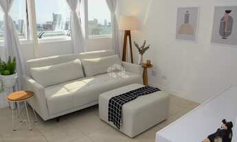 Imagem 3: Loft para venda com 48 metros quadrados com 1 quarto em Centro - Florianópolis - SC