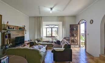 Imagem 4: Casa à Venda - Assunção, 4 Quartos, 292 m2