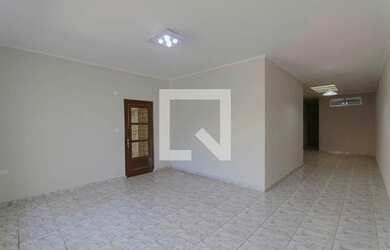 Imagem 3: Casa para Aluguel - Vila Re, 3 Quartos, 160 m2