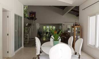 Imagem 6: Casa de condomínio para venda possui 800 metros quadrados com 4 quartos