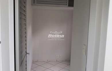 Imagem 4: Kitnet para aluguel, 1 quarto, Umuarama - Uberlândia/MG