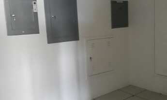 Imagem 3: Ponto comercial/Loja/Box para aluguel tem 51 metros quadrados